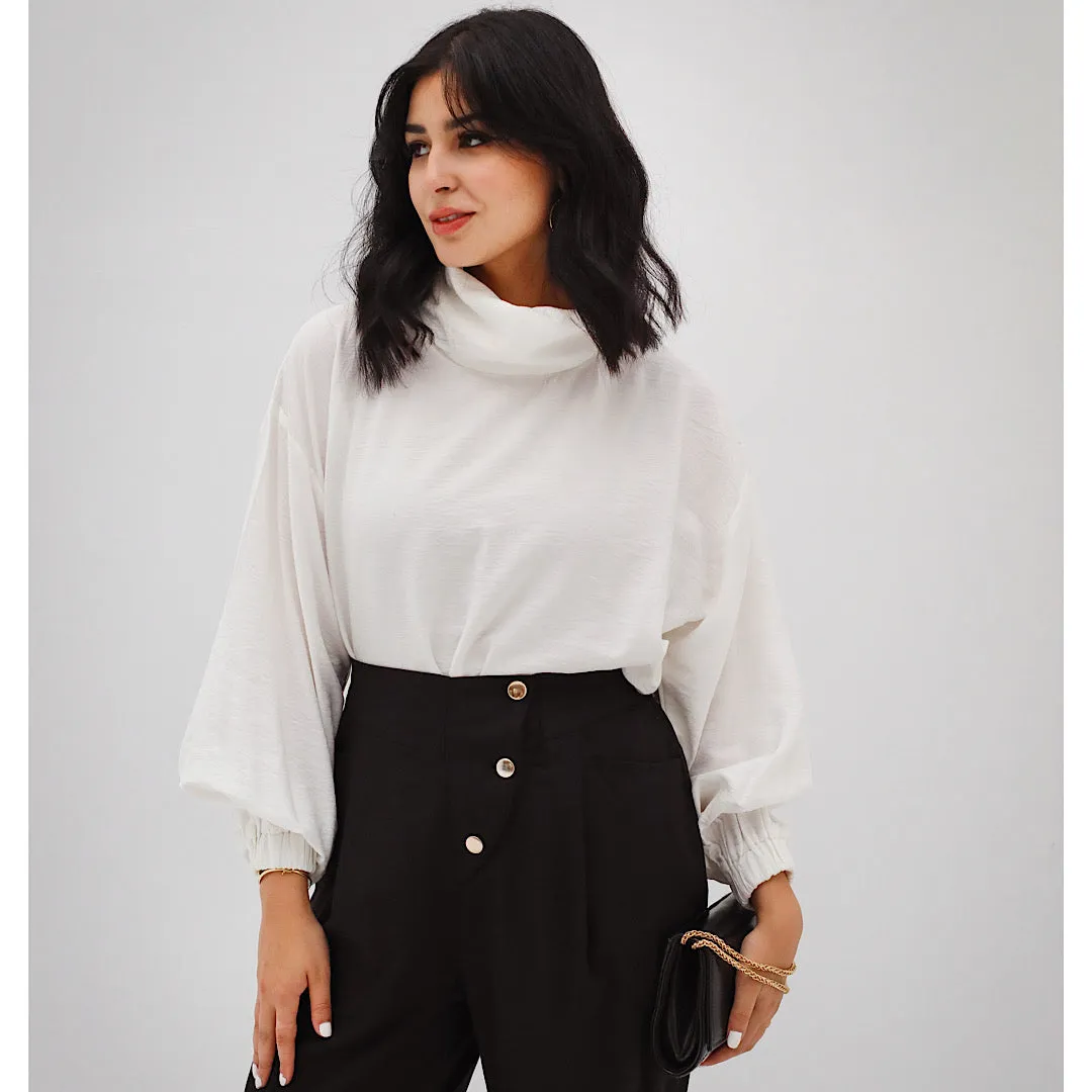 Turtle neck linen blouse
